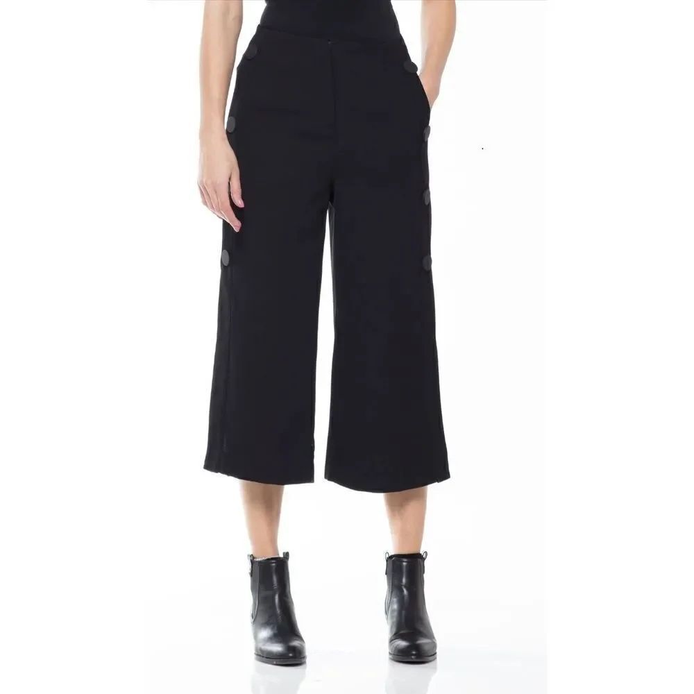 Why Dress Capri Pants 